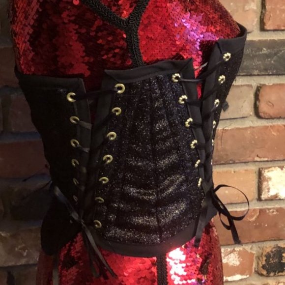 Elegant Black Corset Top - Picture 3 of 7